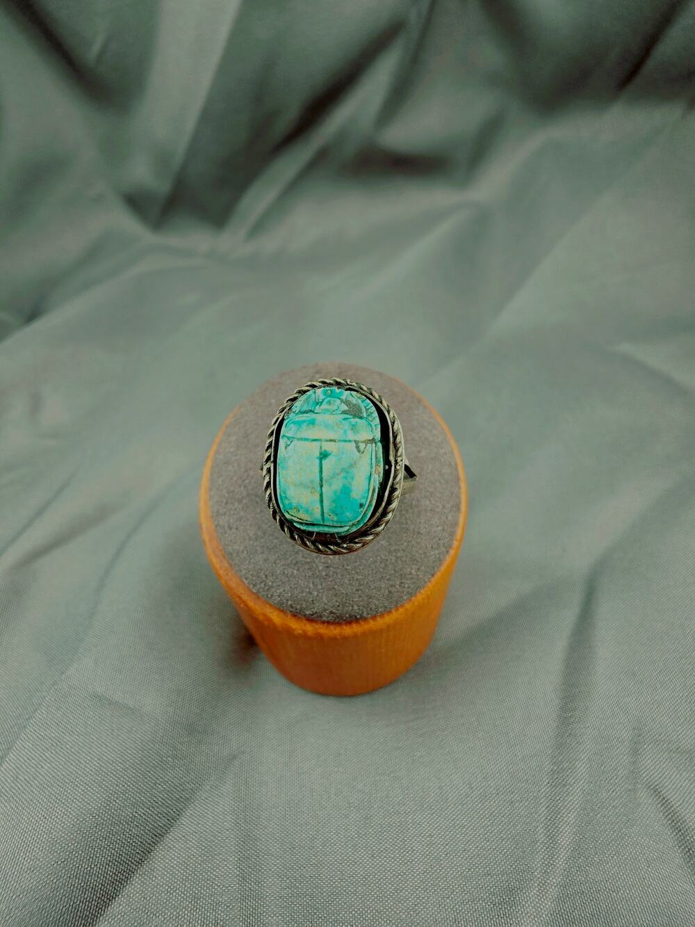 Vintage 1948 Egyptian Cairo .900 Silver Carved Scarab Ring Hallmarked